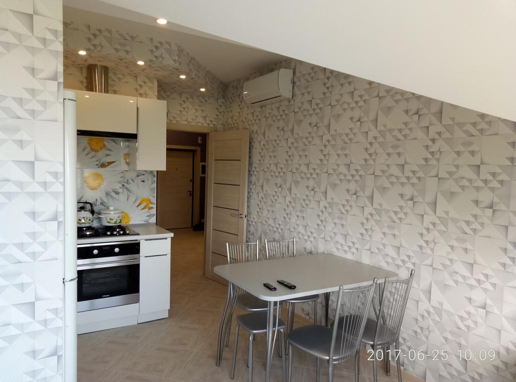 جيليندجيك Apartment On Krymskaya المظهر الخارجي الصورة